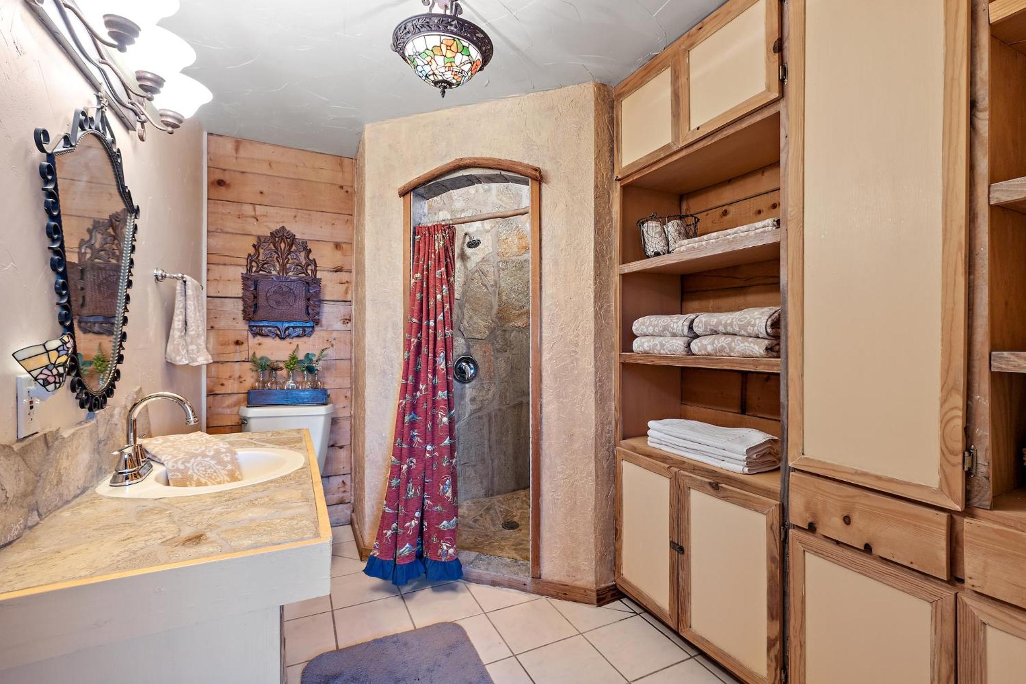 פרדריקסברג Mighty Oak Log Cabin מראה חיצוני תמונה