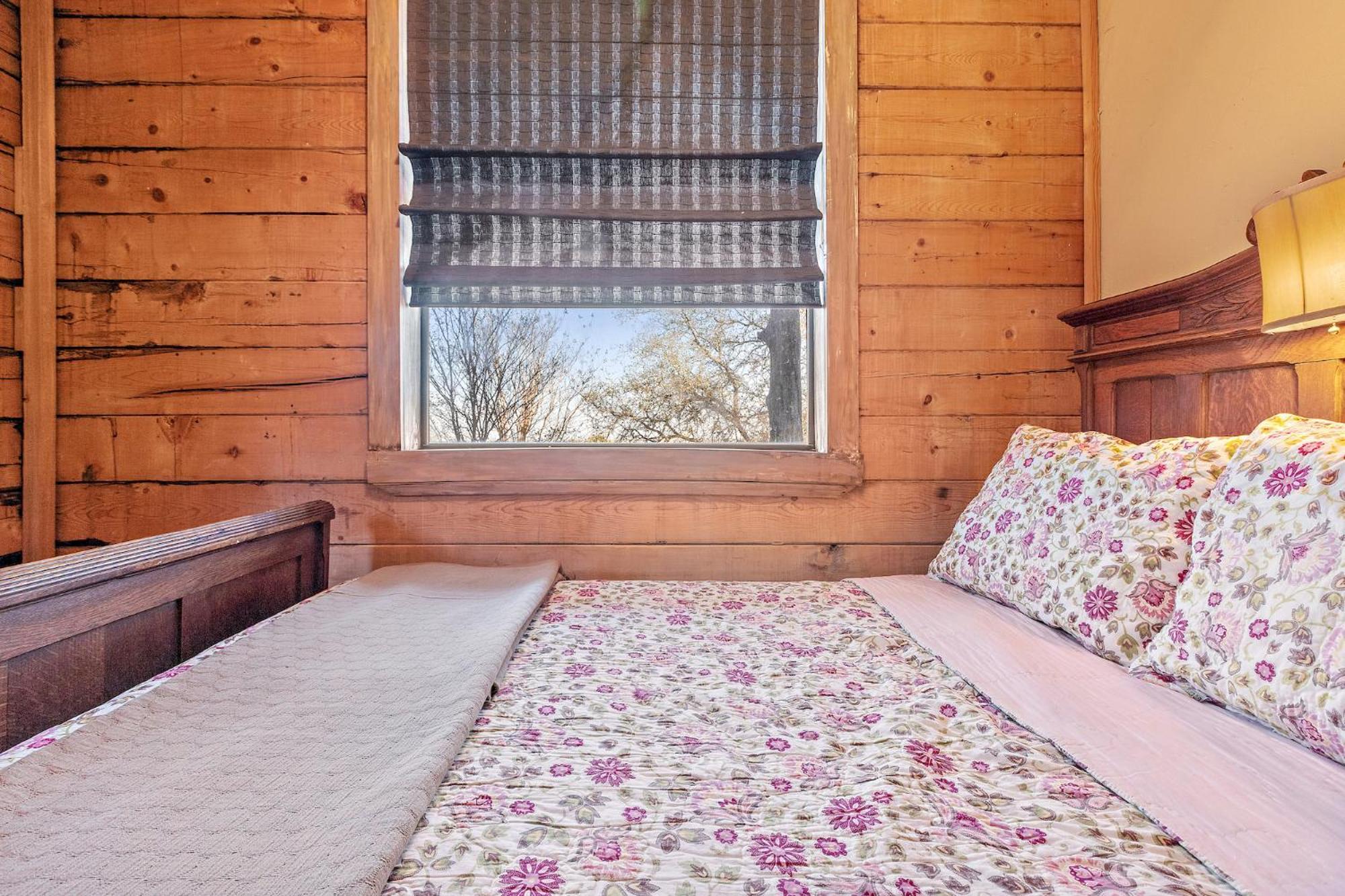 פרדריקסברג Mighty Oak Log Cabin מראה חיצוני תמונה